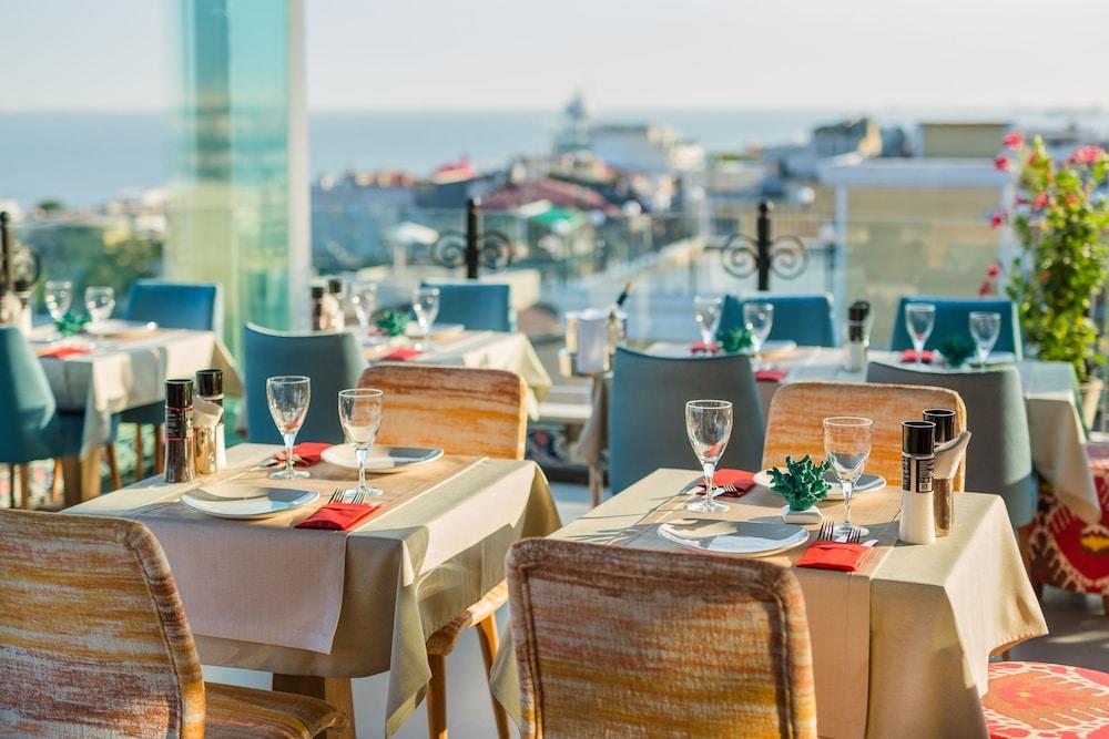 Tria Elegance Istanbul Hotel Екстериор снимка