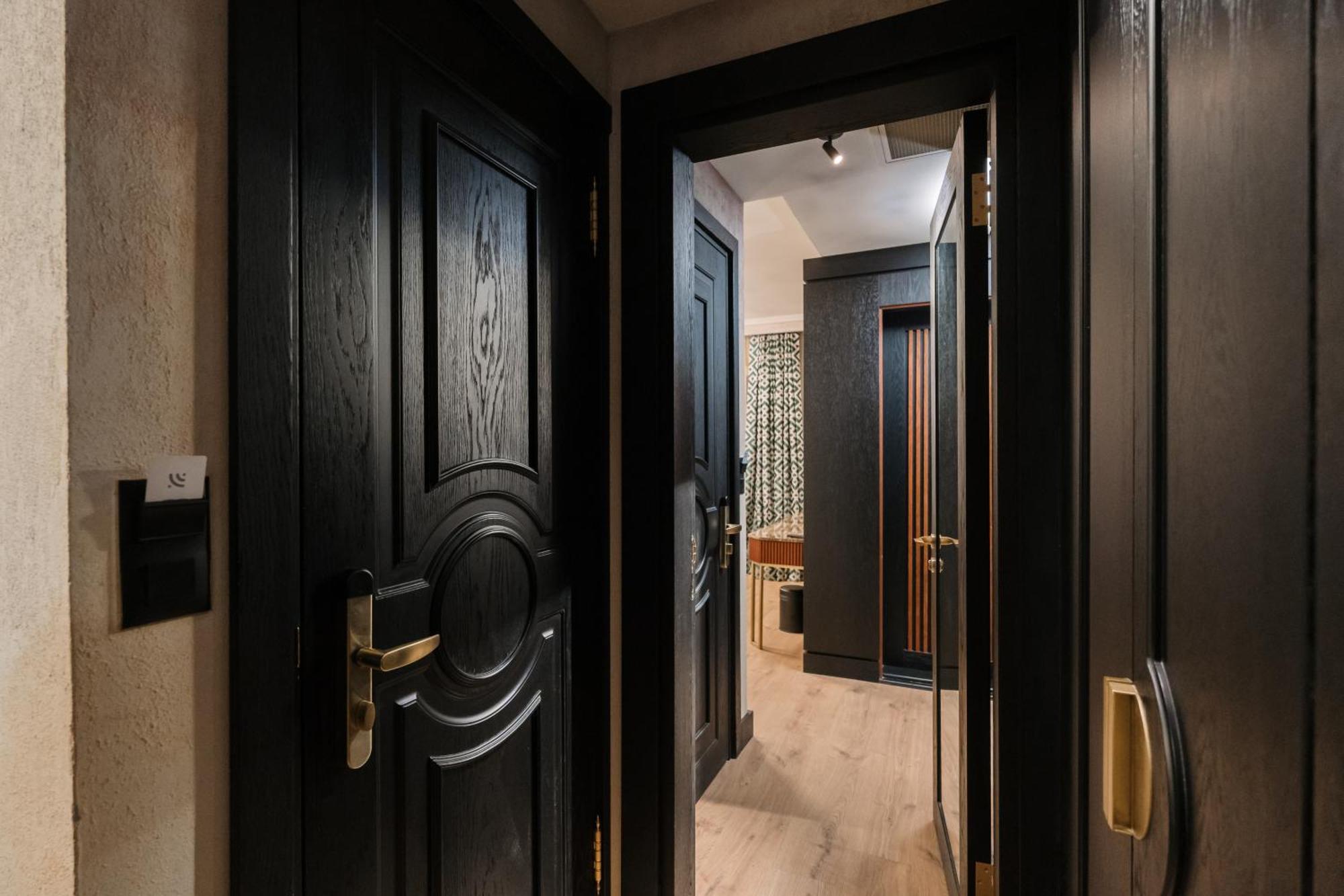 Tria Elegance Istanbul Hotel Екстериор снимка