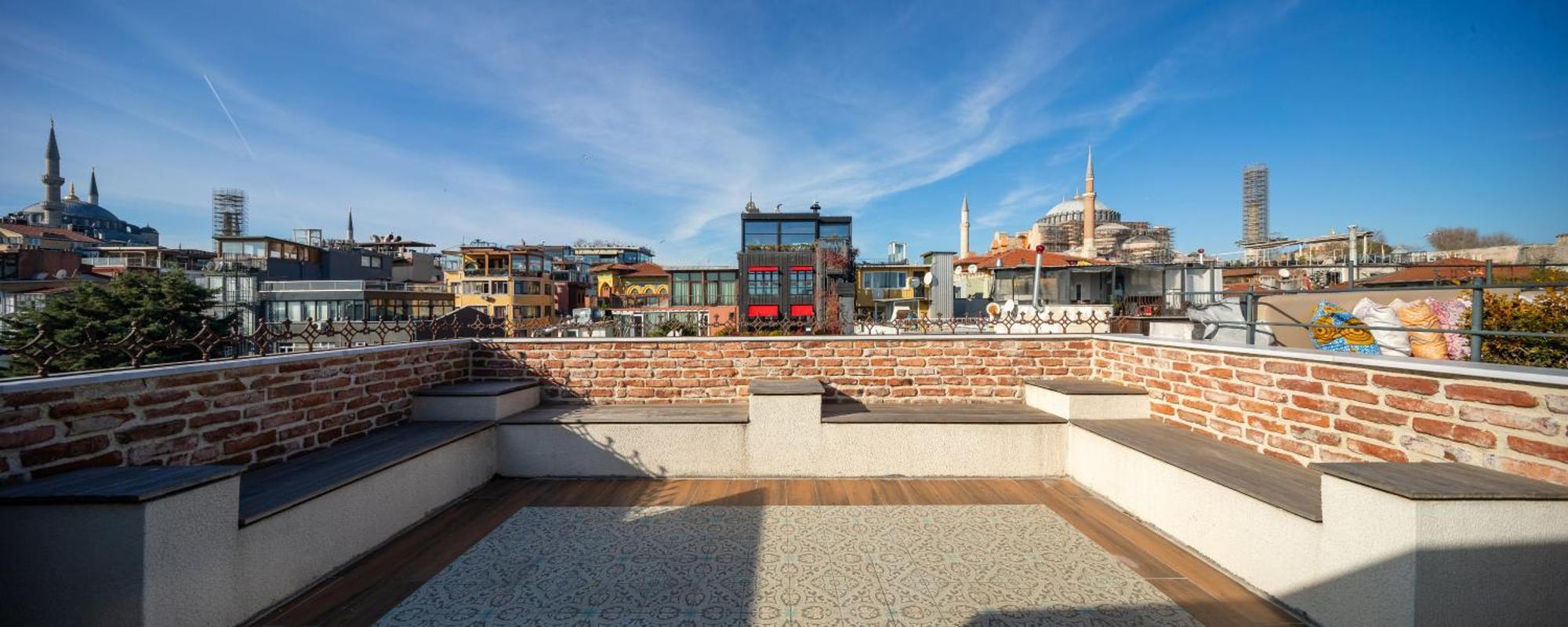 Tria Elegance Istanbul Hotel Екстериор снимка