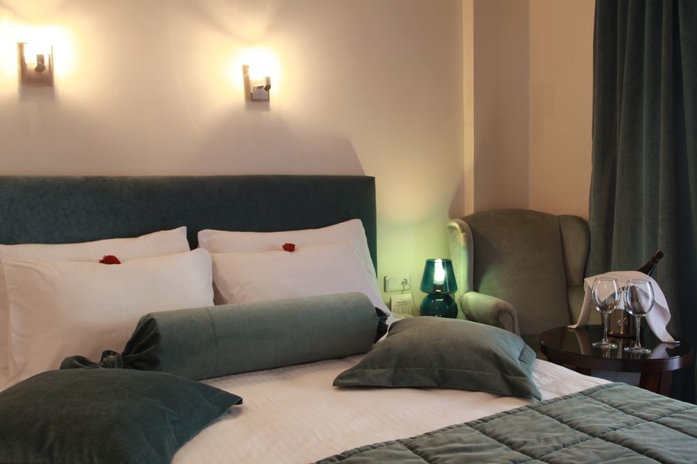 Tria Elegance Istanbul Hotel Екстериор снимка